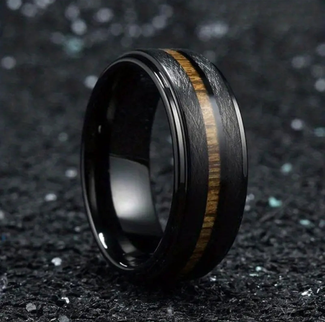 The 'Woodland Crest' Ring