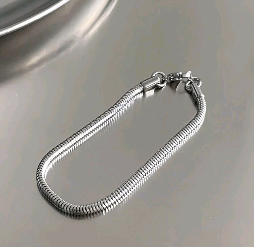 The 'Silver Apex' Bracelet