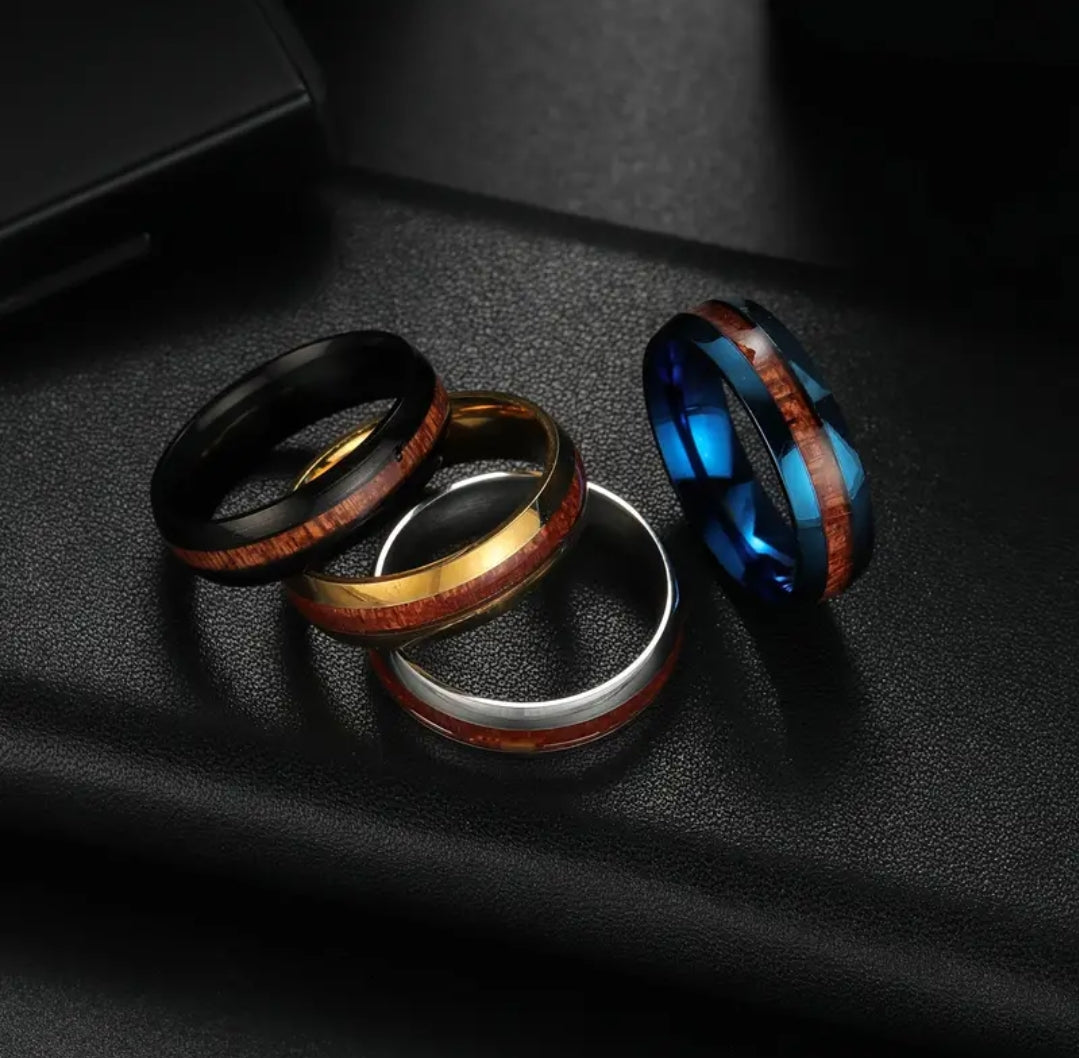 The 'Azure Arcadia' Rings