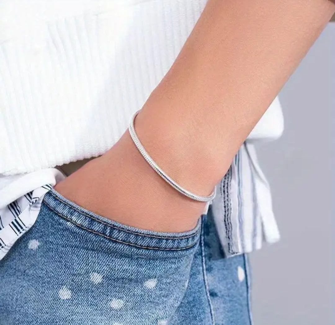 The 'Silver Apex' Bracelet